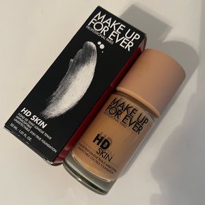 Makeup forever hd foundation